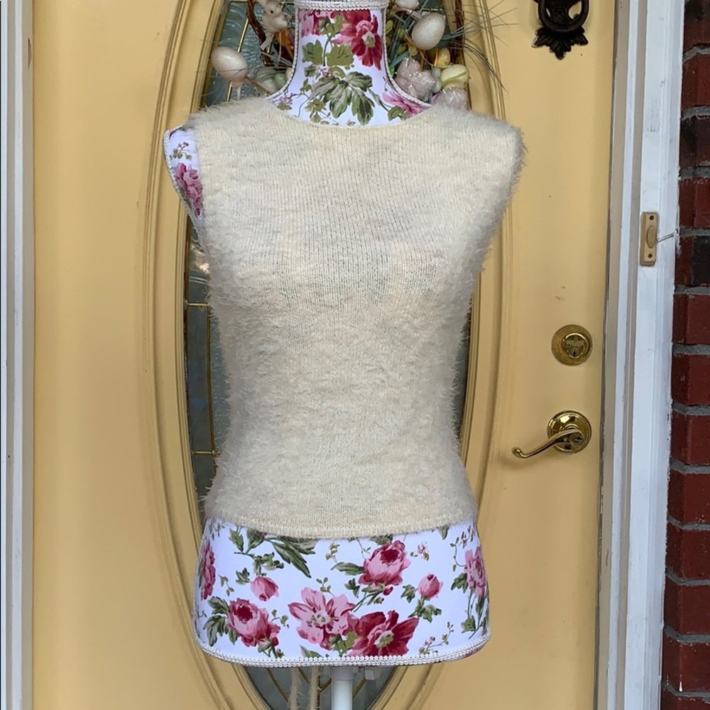 Honey 🍯 Bum Fuzz Blouse